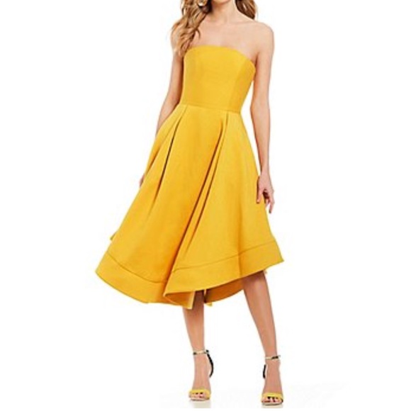 cmeo yellow dress